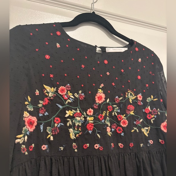Zara Trafaluc Embroidered Blouse Holiday Christmas Flower Floral Black Bow Dot - Picture 2 of 6